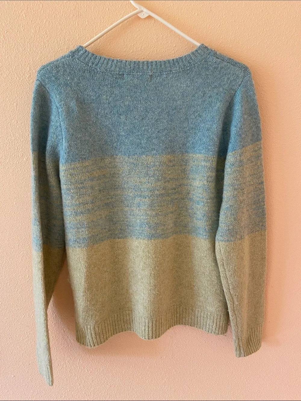 Women’s Cupcakes and Cashmere Two Tone Sweater, Size Medium, Stretch